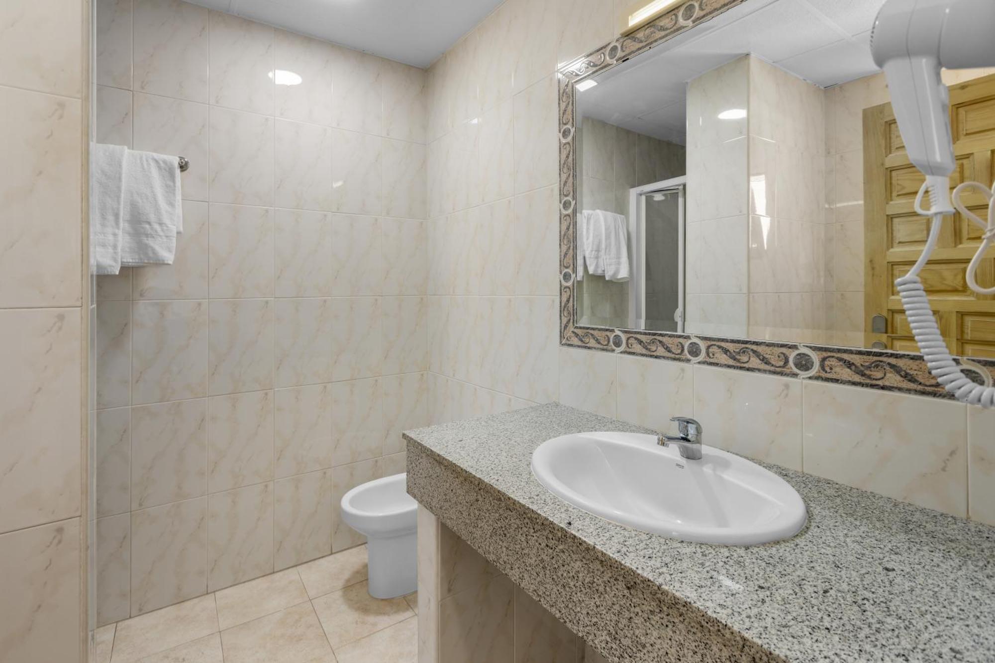 Vas Malaga Ciudad Hotell Eksteriør bilde